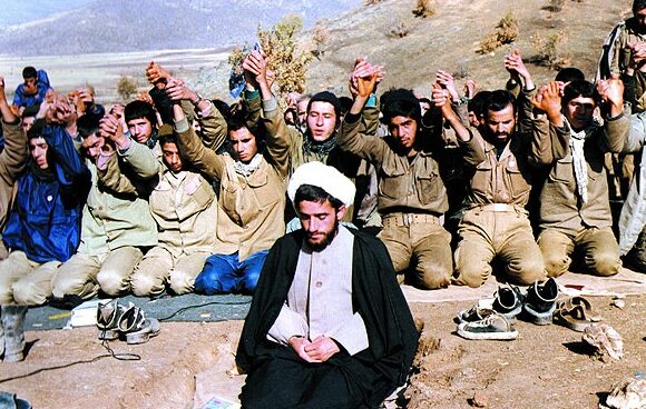 رویکردی کیفی به معنویت و نقش آن در اخلاق کنشگری اجتماعی روحانیت از نگاه روحانیون