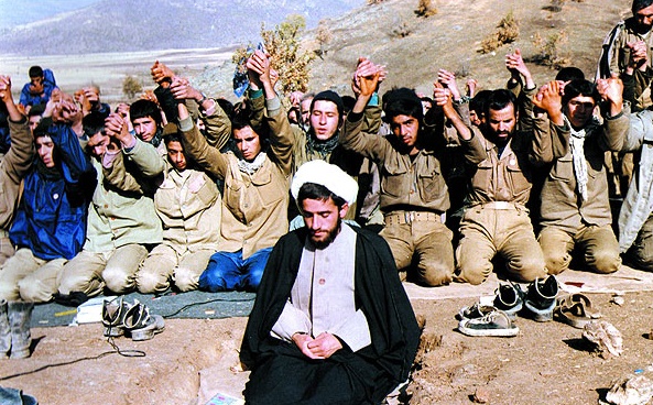 رویکردی کیفی به معنویت و نقش آن در اخلاق کنشگری اجتماعی روحانیت از نگاه روحانیون