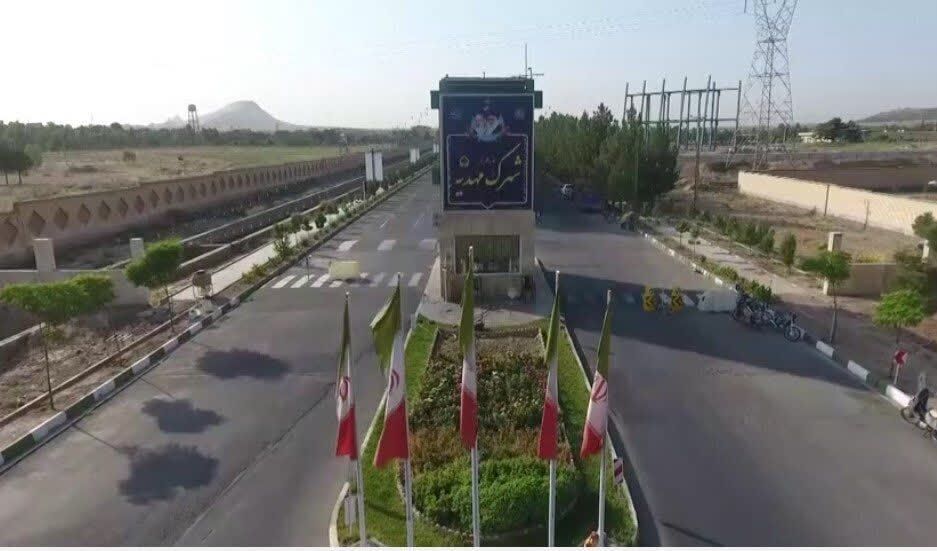 جداسازی فیزیکی زیست اجتماعی طلاب از عامه مردم در قم، آسیب های جدی در سبک زندگی مردم داشته است