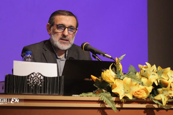 طلاب در مواجهه با سوالات تخصصی تنها به قدر بضاعت خویش پاسخ گویند یا سائل را کلا به اهلش ارجاع دهند/ به بهانه تخصص، از عامه مردم دور نیفتیم