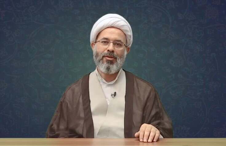 آیا طلبه ای که بخاطر معیشت، کار هم می کند مستحق مذمت است؟!